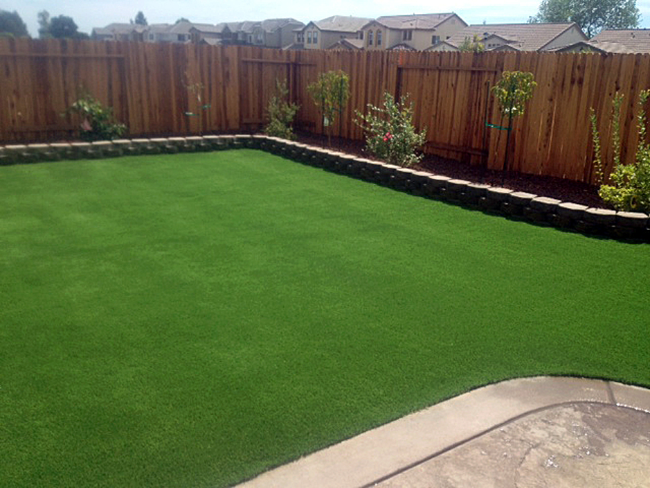 Fake Grass Racine Wisconsin Landscape Design Beautiful Backyards