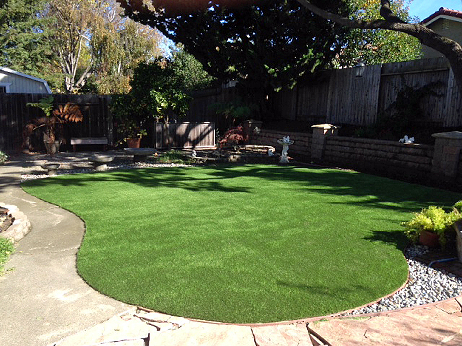 Synthetic Turf Supplier Portage, Wisconsin Landscape Design, Beautiful Backyards