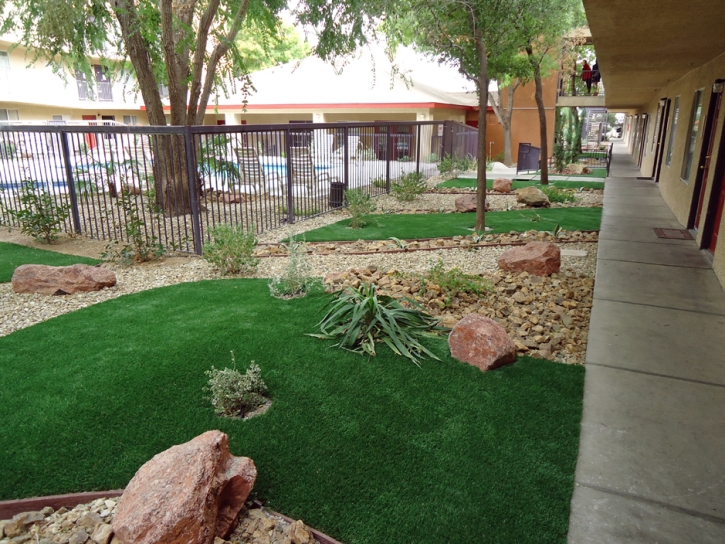 Faux Grass Hartland, Wisconsin Landscape Rock, Commercial Landscape