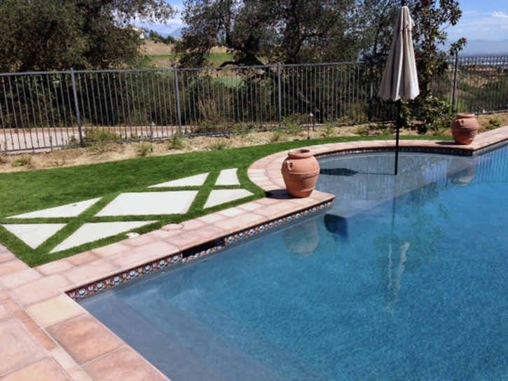 Synthetic Grass Manitowoc, Wisconsin City Landscape, Backyard Garden Ideas