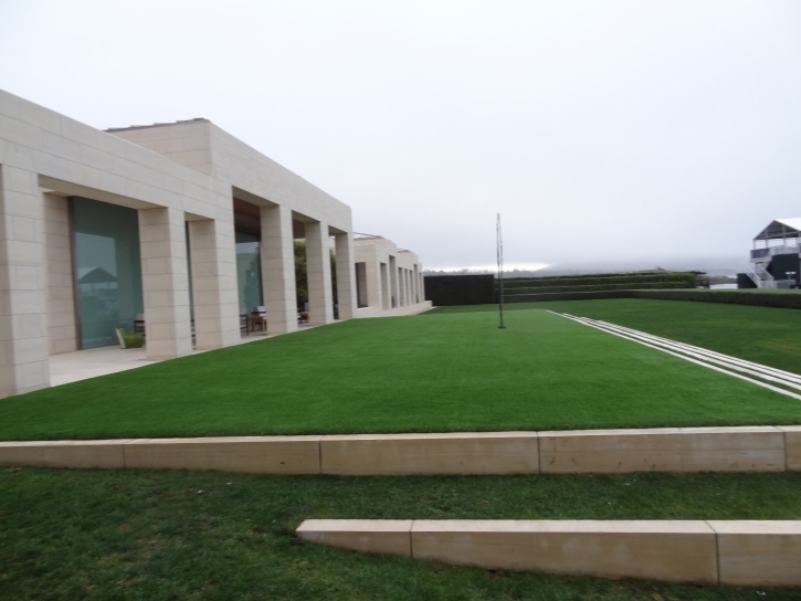 Synthetic Grass New Berlin, Wisconsin Paver Patio, Commercial Landscape